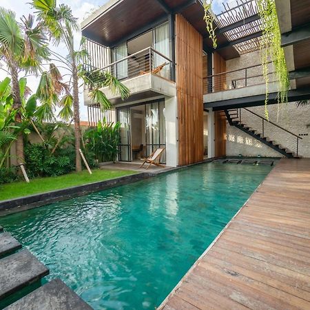 Suncoast Villa Badung  Buitenkant foto