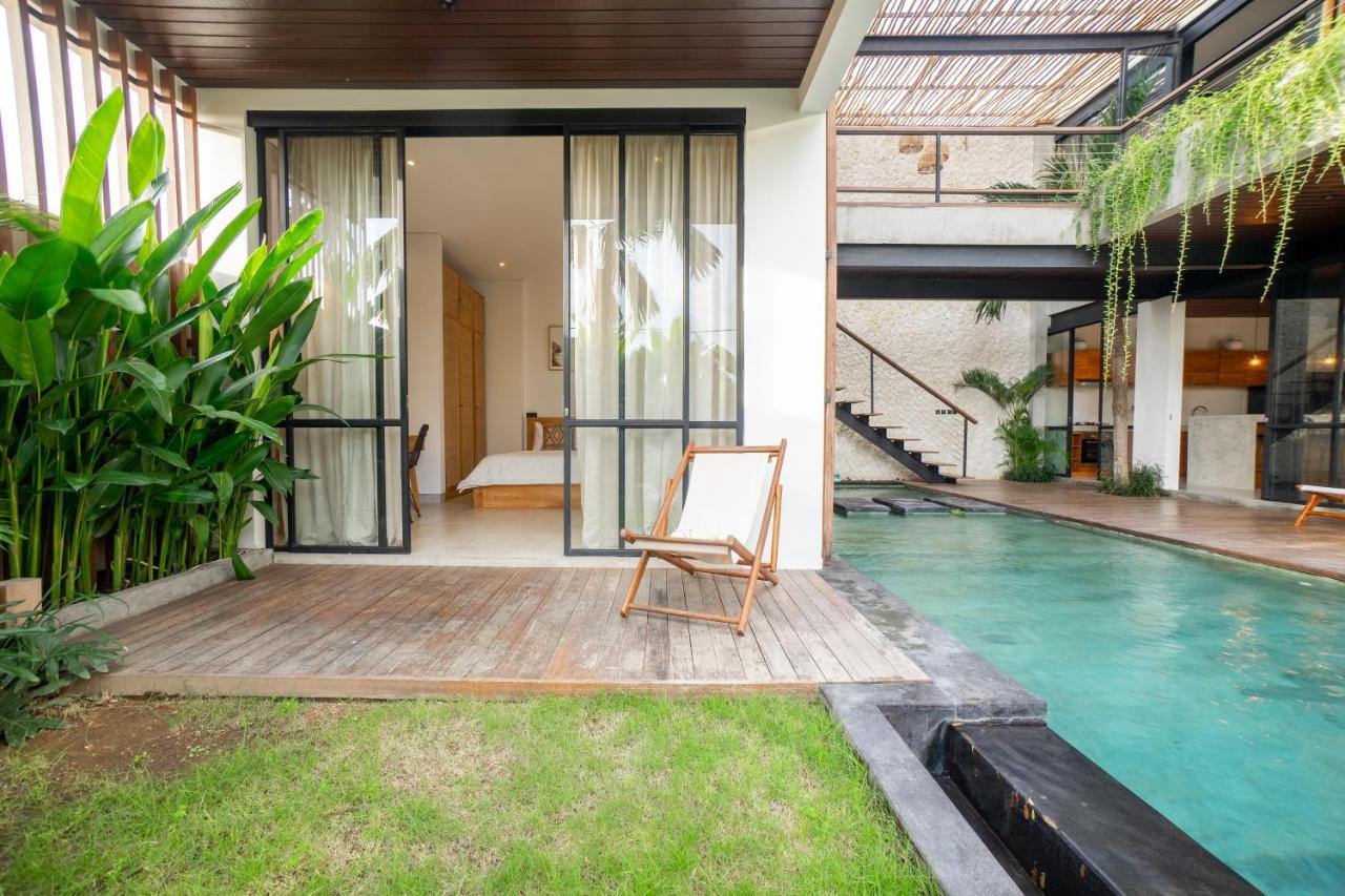 Suncoast Villa Badung  Buitenkant foto