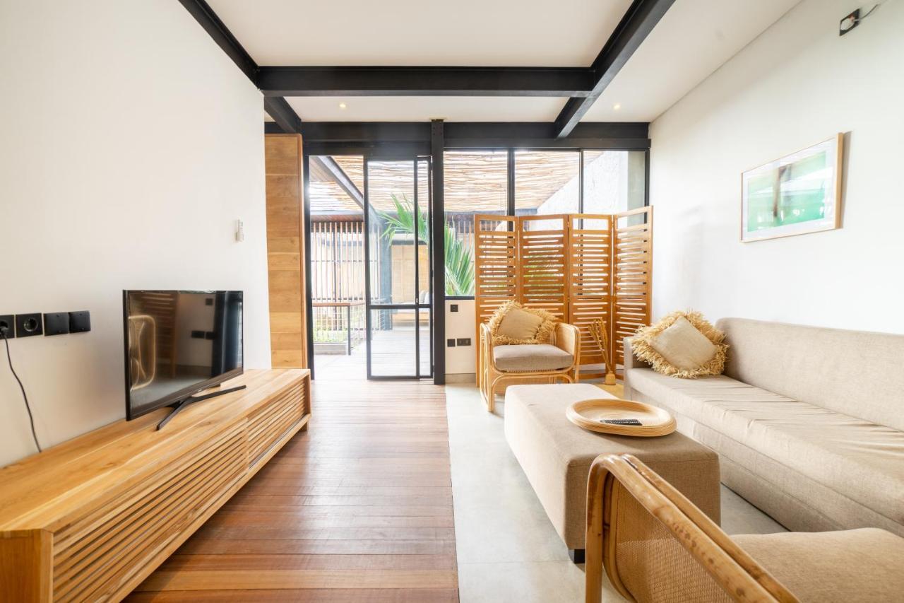 Suncoast Villa Badung  Buitenkant foto