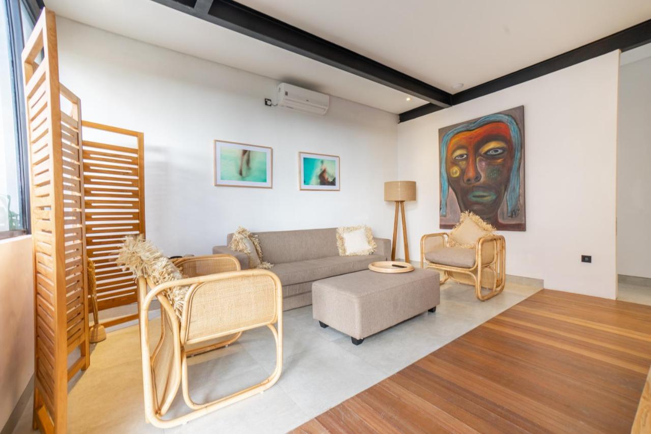 Suncoast Villa Badung  Buitenkant foto
