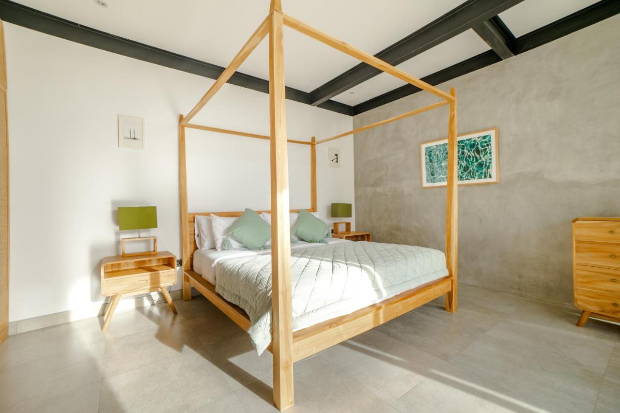 Suncoast Villa Badung  Buitenkant foto