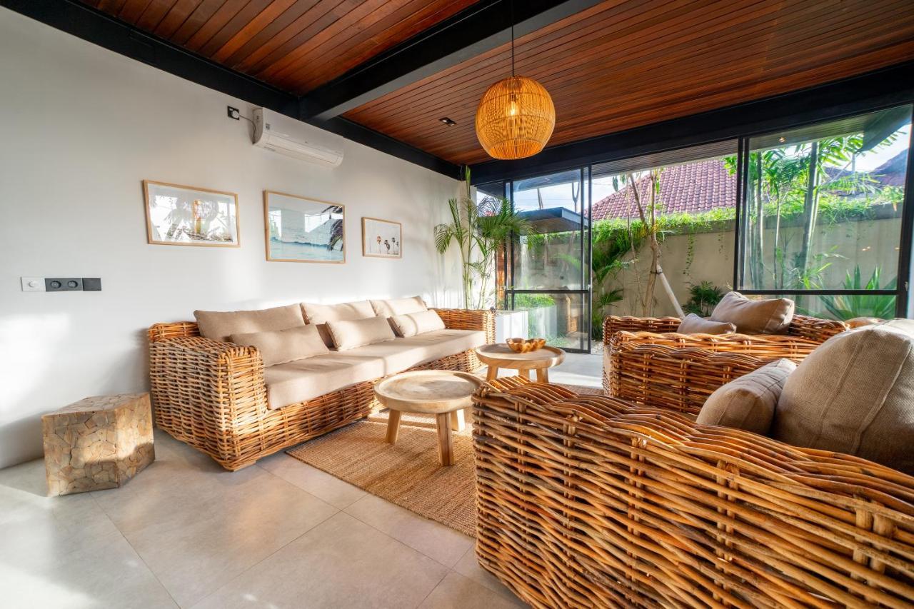 Suncoast Villa Badung  Buitenkant foto